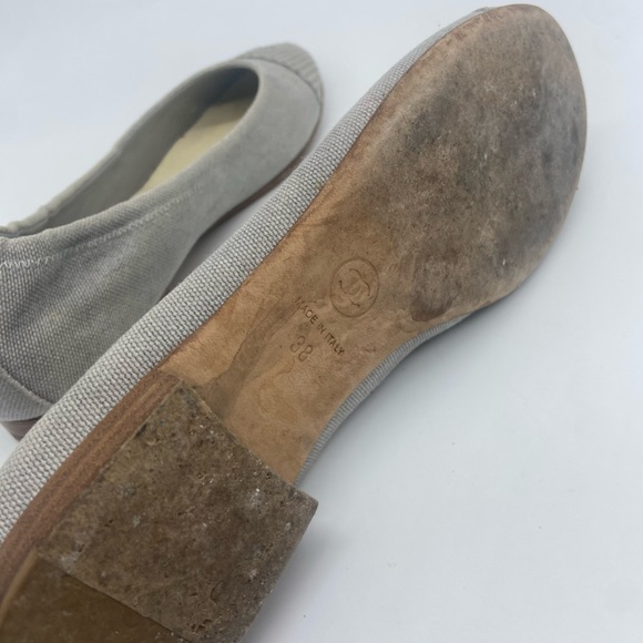 CHANEL CC Gray Flats Ballerinas Canvas and Snake Cap Toe Shoes Sz 38 - Picture 8 of 8